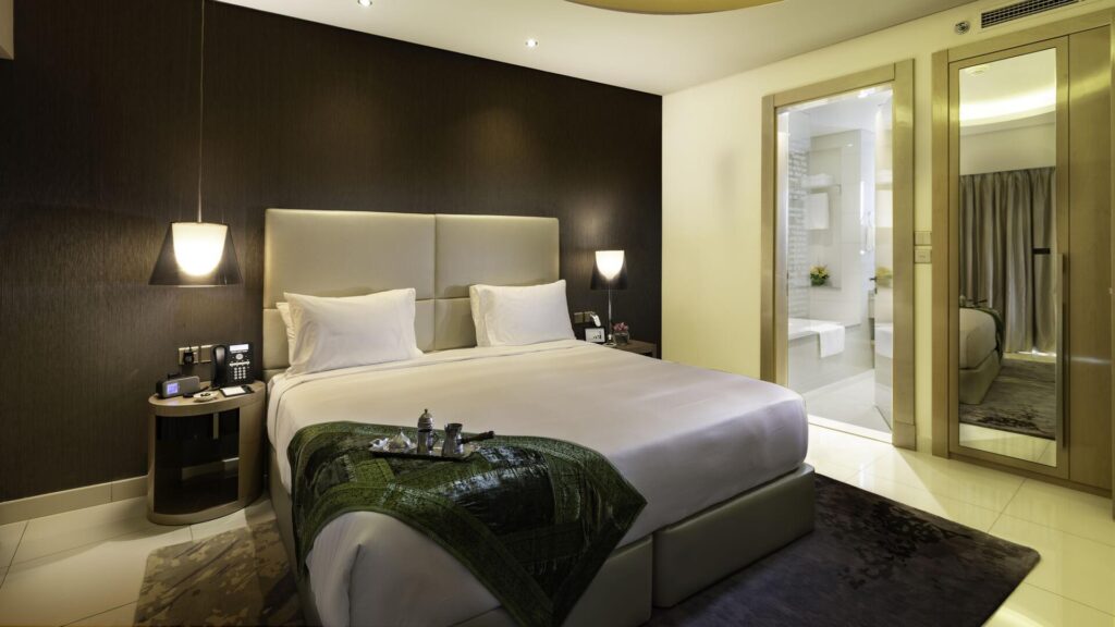 Studio in Damac Towers by Paramount