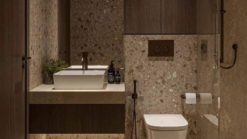 3 bedrooms in Lucky Oasis Residences