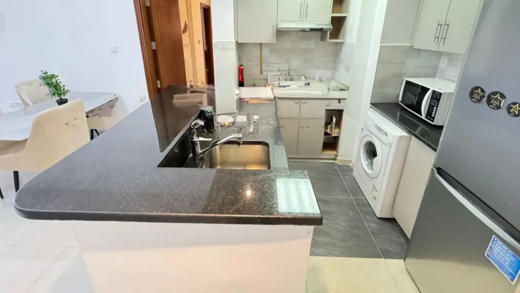 3 bedrooms in Elite 10 Sports Residence